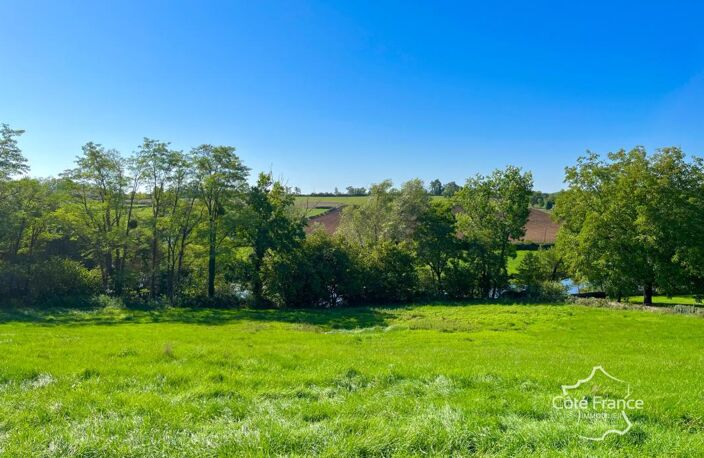 À vendre   Exceptionnel terrain constructible de 3100 m2 ave — photo 2