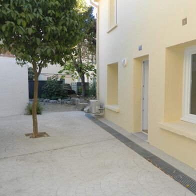 Immeuble  275000 €