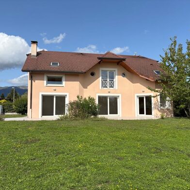 Maison 7 pièces 1190000 €