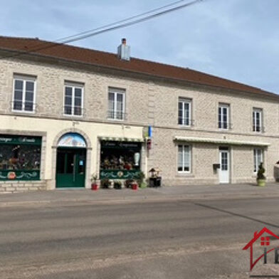 Maison 8 pièces 260000 €