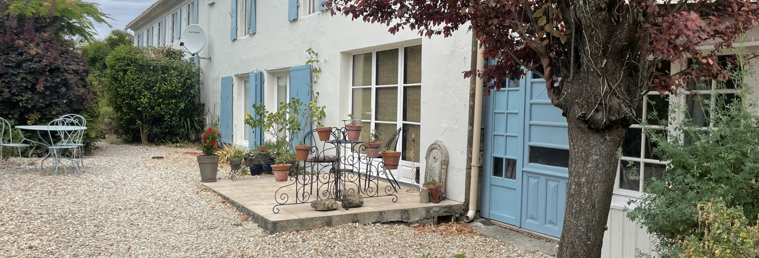 Maison 9 Pièces 274 m² à vendre à Cressé (17160)