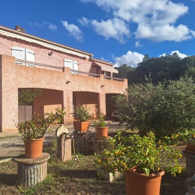 Maison 6 pièces 830000 €