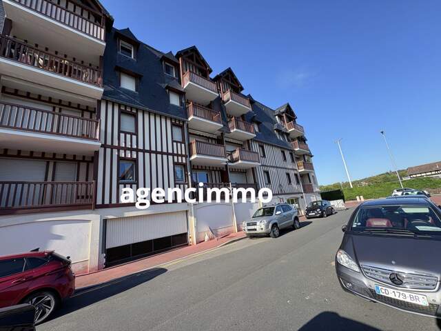 MAGNIFIQUE 2 PIECES BALCON ,PLEIN SUD — photo du bien
