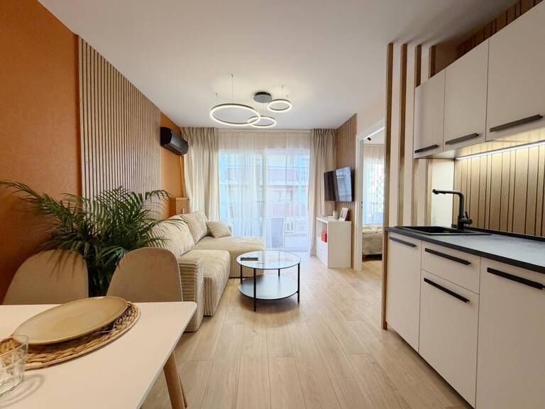 Cannes Palm Beach — 2 pièces 31 m² meublé, terrasse — photo 1