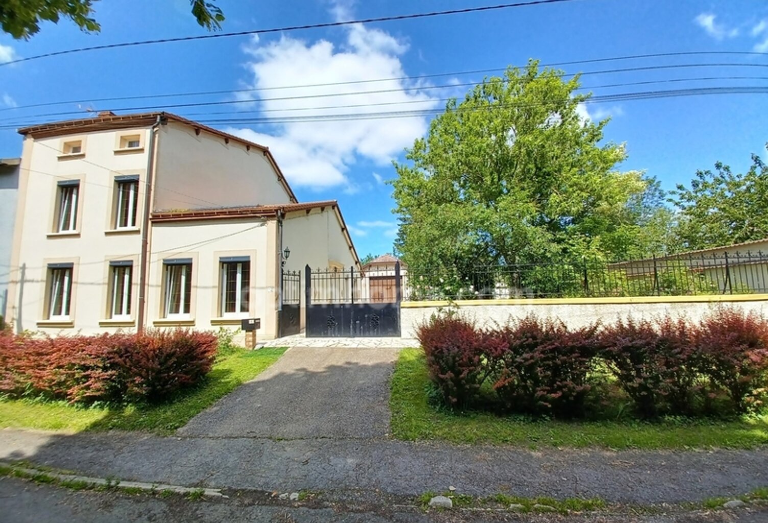 MAISON DE MAITRE 4 CHAMBRES/ JARDINS/GARAGE SANS VIS A VIS!!! A VENDRE!!! — photo 1