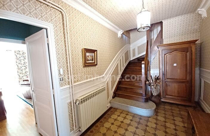 MAISON DE MAITRE 4 CHAMBRES/ JARDINS/GARAGE SANS VIS A VIS!!! A VENDRE!!! — photo 5