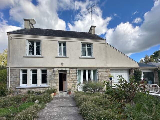 SPACIEUSE MAISON 131 m², 9 PIECES A LIGNOL — photo du bien