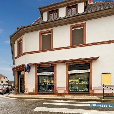 Commerce 3 pièces 870 €