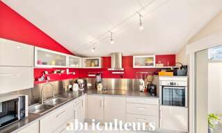 Maison 8 Pièces 242 m² à vendre à Mortagne-sur-Gironde (17120)