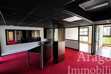 Bureau 8 pièces 2950 €