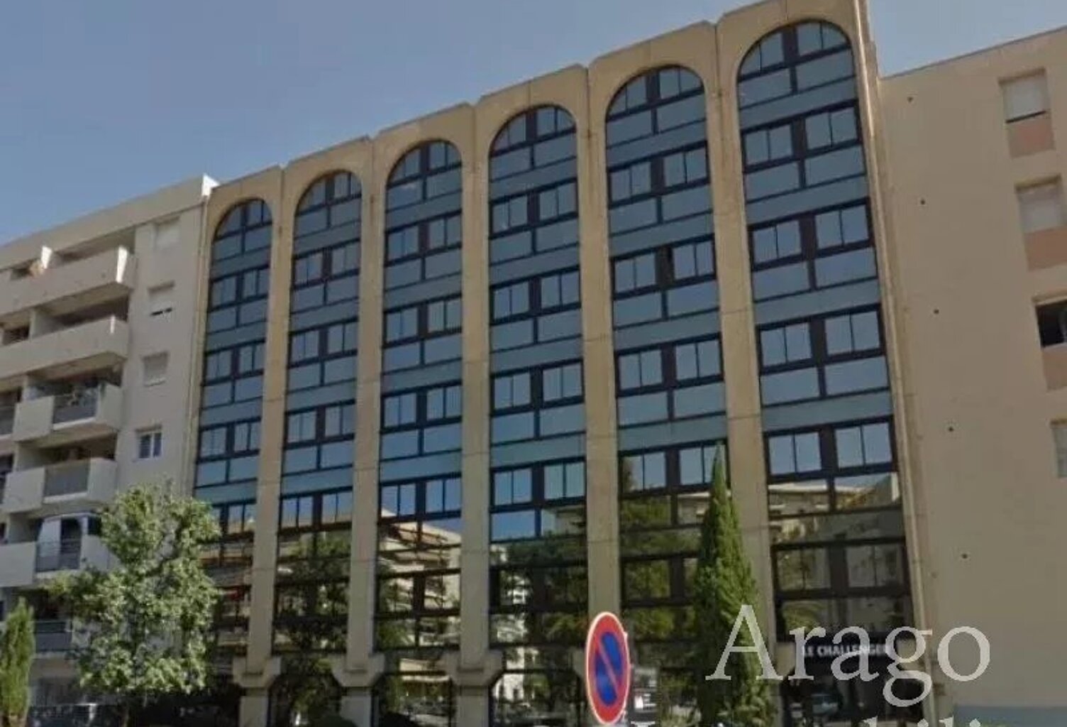 BUREAUX STANDING KENNEDY — photo 1