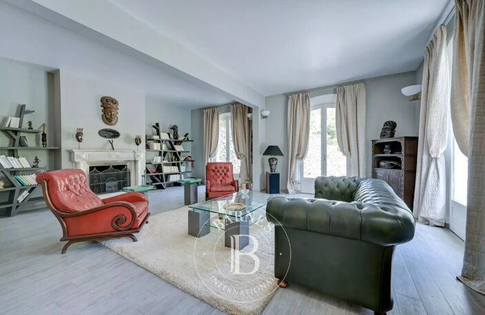 AIX-EN-PROVENCE – PROPRIÉTÉ DE CARACTÈRE – VUE PANORAMIQUE – PIS — photo 3