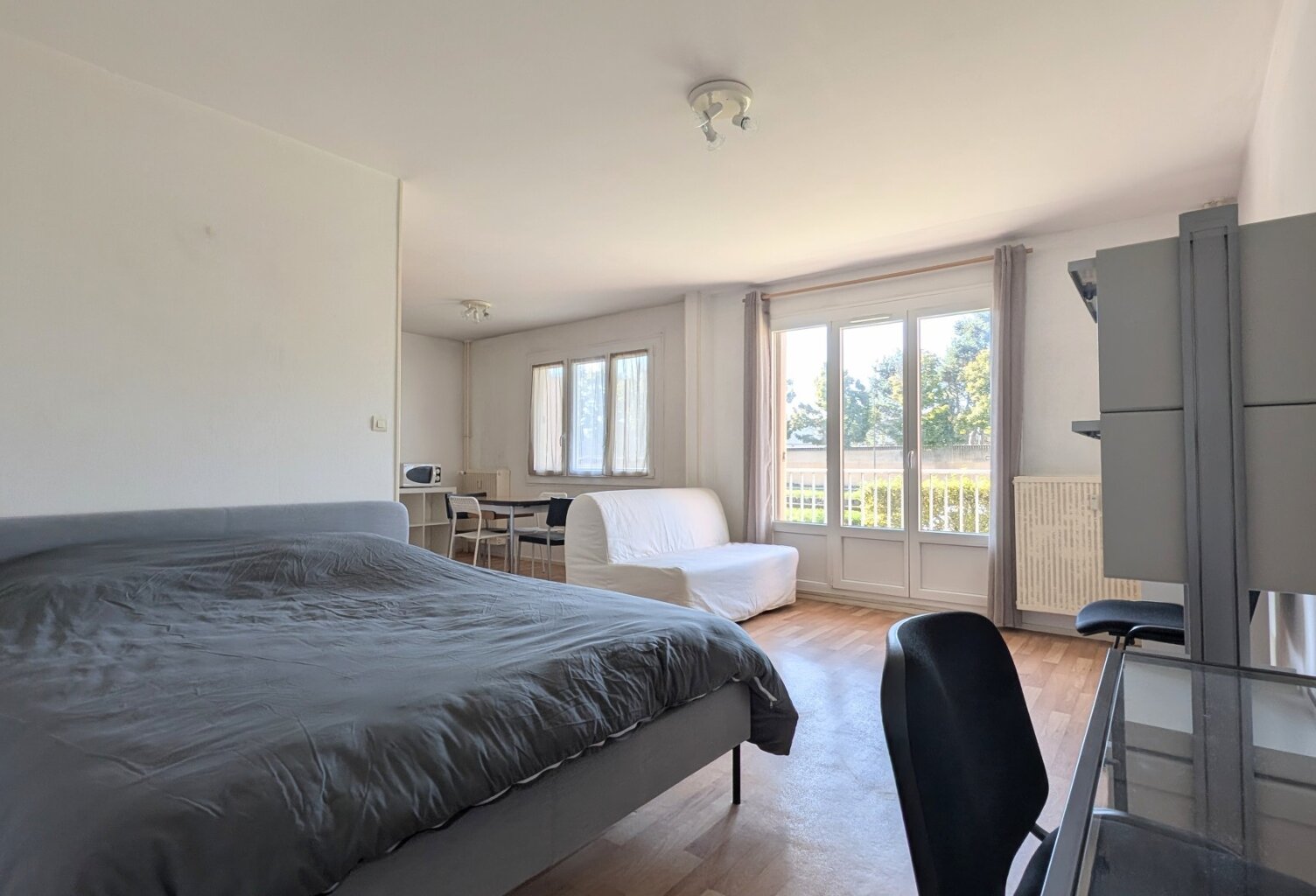 T1 Meublé — photo 1