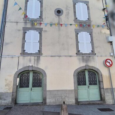 Immeuble  212000 €