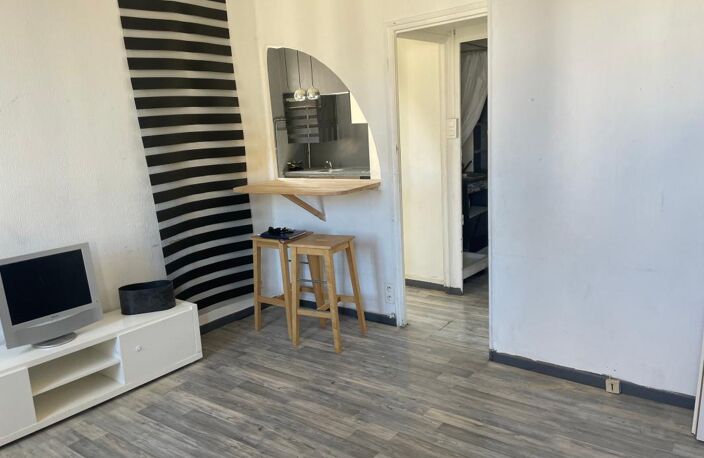 Appartement À Vendre — photo 2