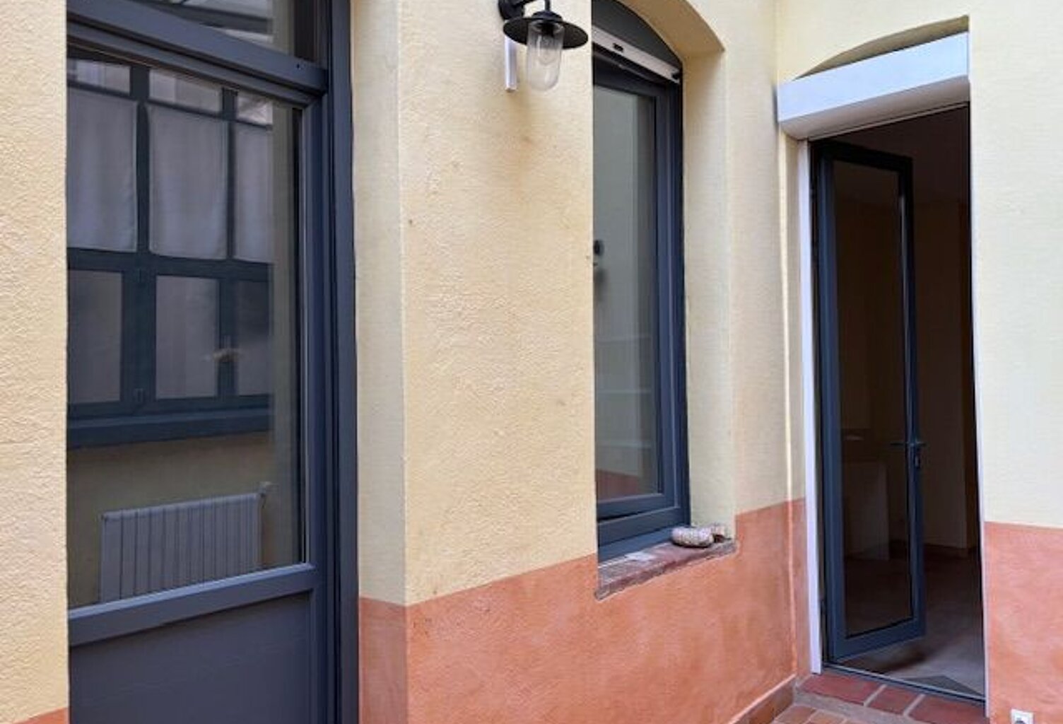 Appartement T2-Place du Salin-Parlement — photo 1