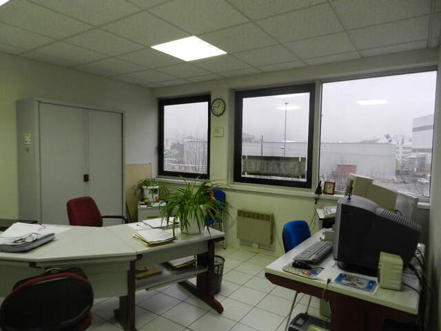 Dpt Isère (38), à louer GRENOBLE Bureau 127 M² — photo du bien