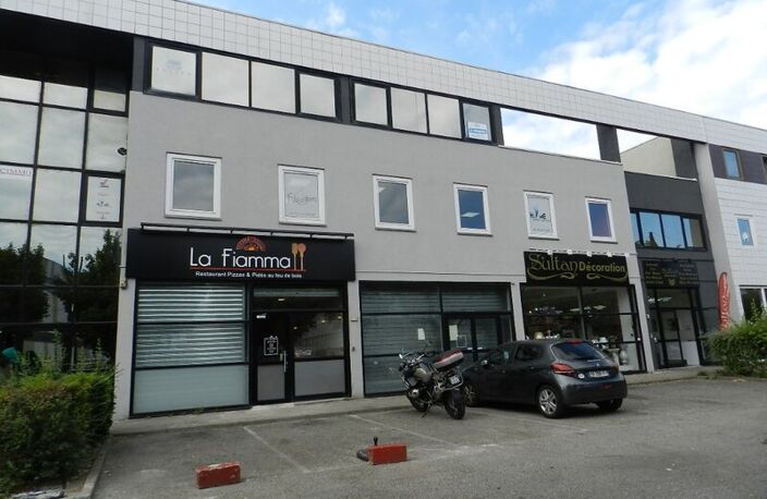 Dpt Isère (38), à louer GRENOBLE Bureau 127 M² — photo 3