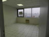 Dpt Isère (38), à louer GRENOBLE Bureau 127 M² — photo 4