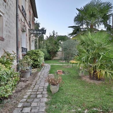 Appartement 1 pièces 240000 €