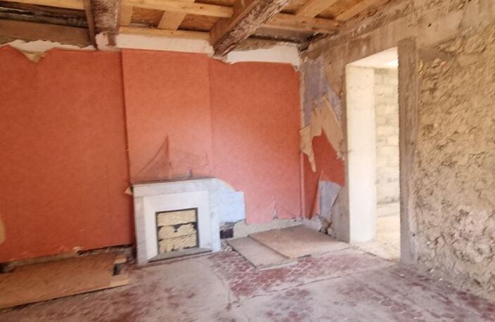 Appartement 3 pièces à renover avec terrasse - SAINT SAVOURNIN (13) — photo 4