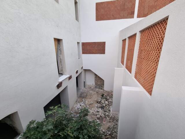 Duplex T3 de 77m2 avec patio et garage à  SAINT SAVOURNIN (13) à renover — photo du bien