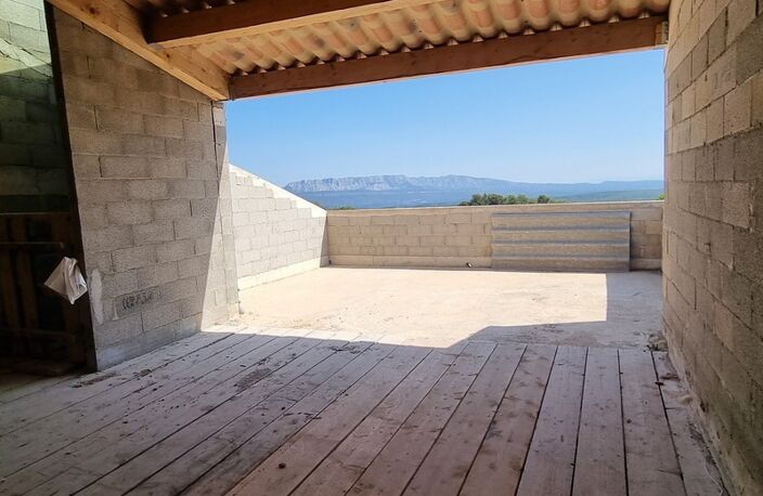 Studio avec grande terrasse à Saint Savournin — photo 5