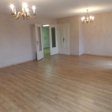 Appartement 6 pièces 145000 €