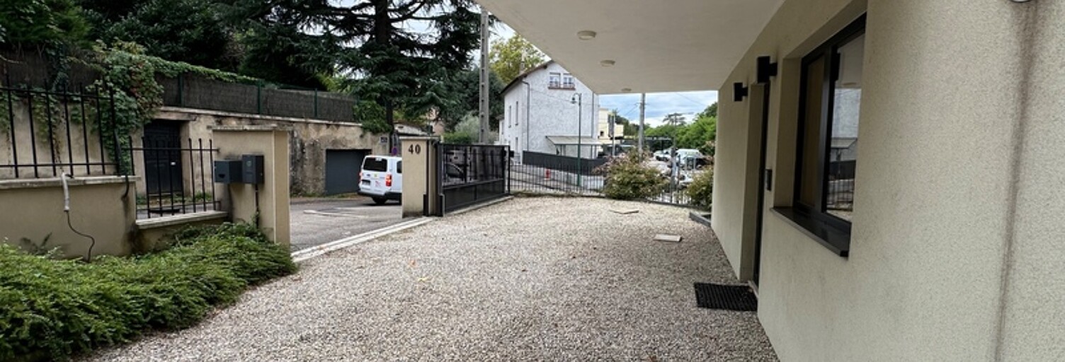 Immeuble  125 m² à vendre à Tassin-la-Demi-Lune (69160)