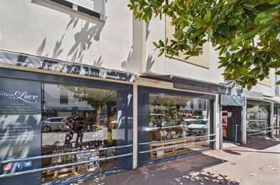 Commerce  295000 €