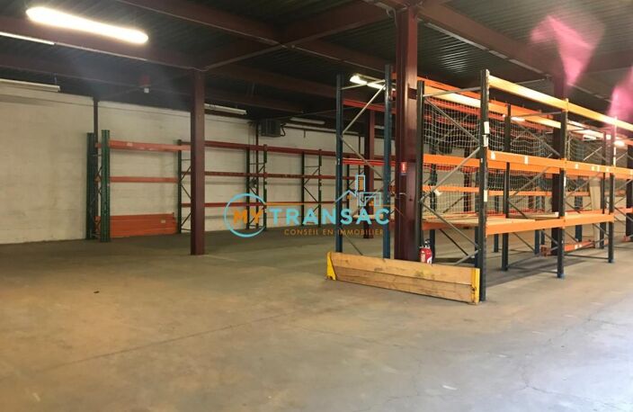My Transac vous propose à la location un local d'activité de 345 m² situé à Noisy le Grand 93 avec accès PL — photo 2