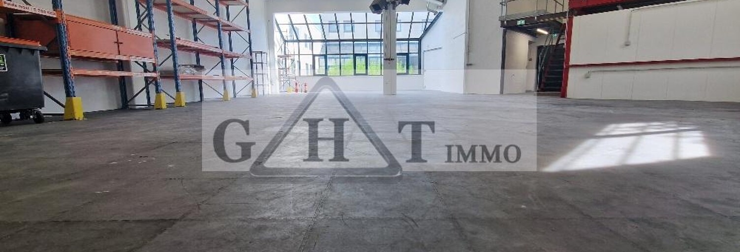 Local industriel  625 m² à louer à La Courneuve (93120)