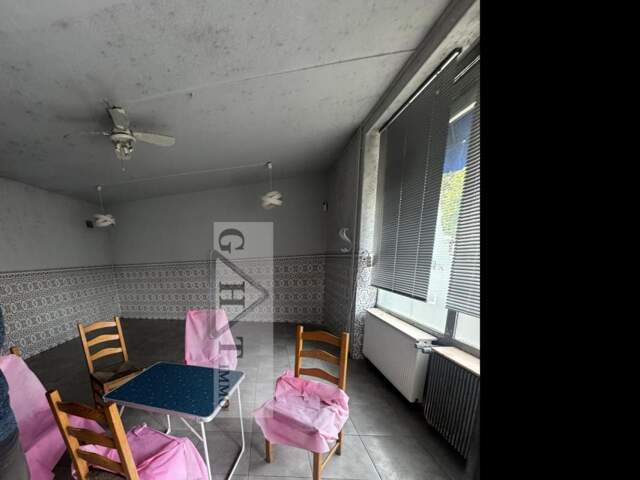 IMMEUBLE  de 190M² VEC LOCAL COMMERCIAL À IVRY-SUR-SEINE — photo du bien