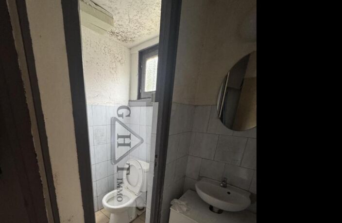 IMMEUBLE  de 190M² VEC LOCAL COMMERCIAL À IVRY-SUR-SEINE — photo 2