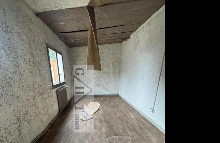 IMMEUBLE  de 190M² VEC LOCAL COMMERCIAL À IVRY-SUR-SEINE — photo 3
