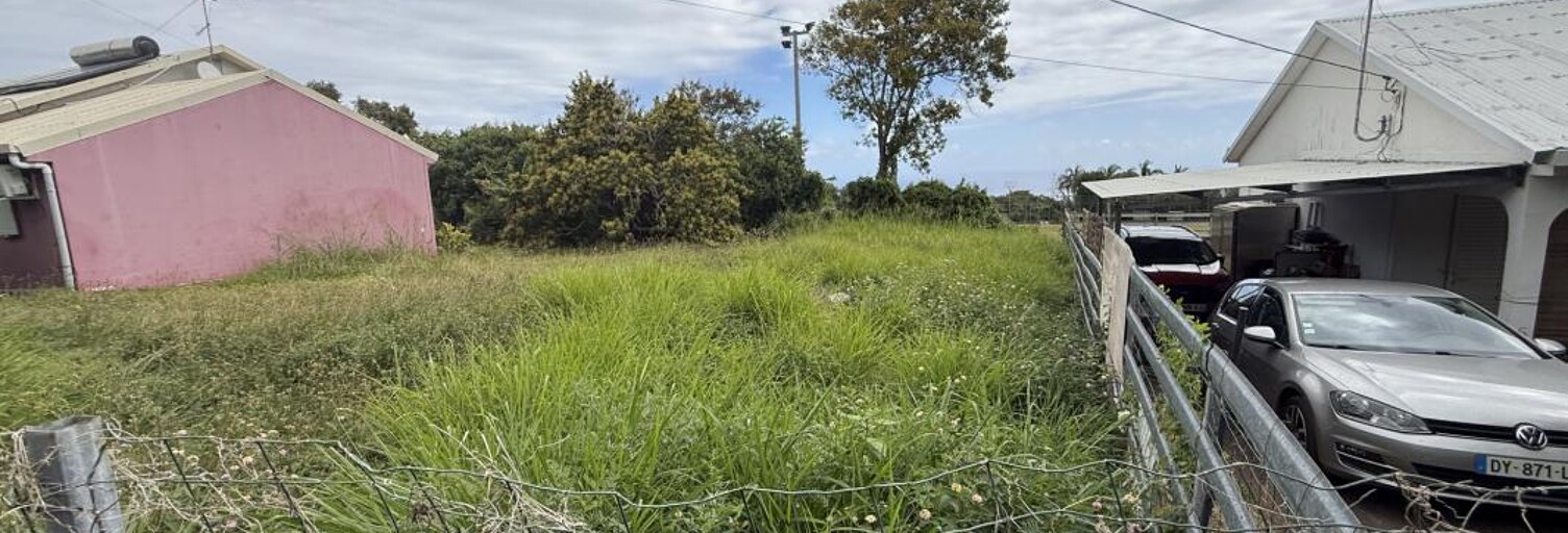 Terrain  350 m² à vendre à Saint-Pierre (97410)