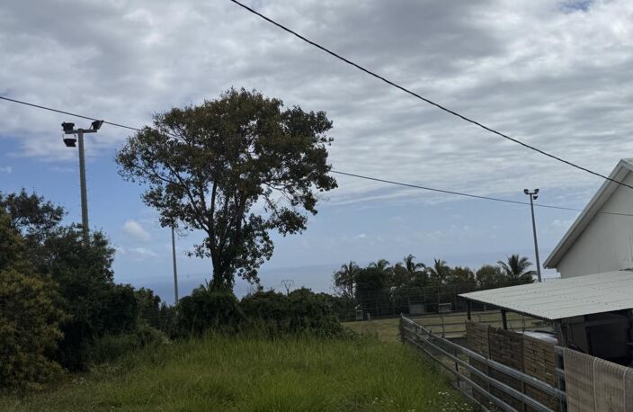 À acheter 162000 EUR à Saint-Pierre : terrain de 350m2 — photo 3