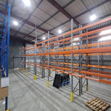 Local industriel  2835000 €