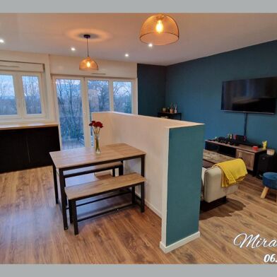 Appartement 4 pièces 106000 €