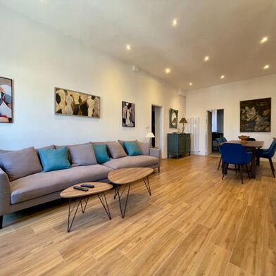 Appartement 3 pièces 900 €