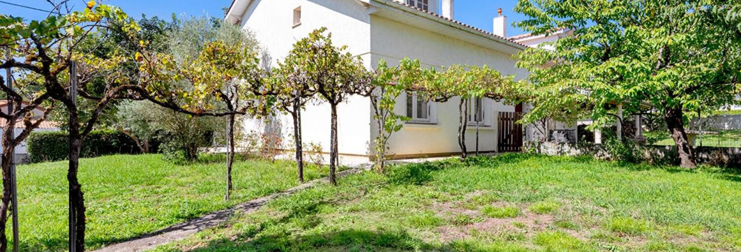 Maison 7 Pièces 147 m² à vendre à Tresses (33370)