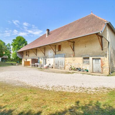 Maison 9 pièces 145000 €