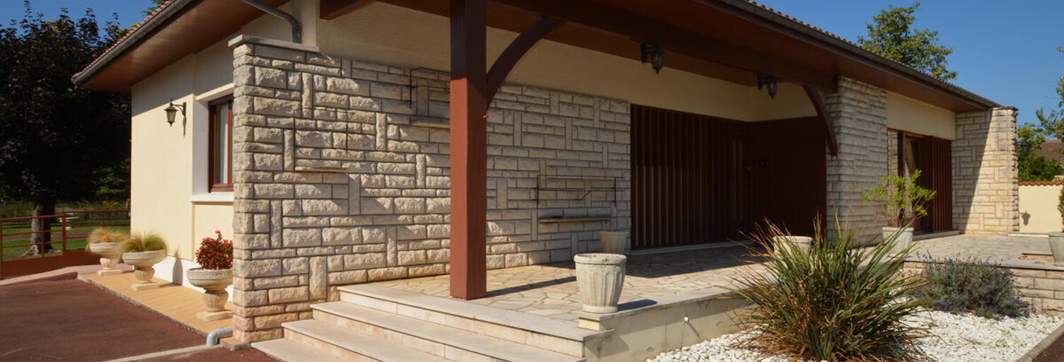 Maison 6 Pièces 229 m² à vendre à Coutras (33230)