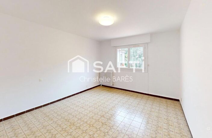 Bandol- appartement 4 pièces- 2 chambres- dernier étage- terrasse- cave-place de parking privée en sous sol — photo 4