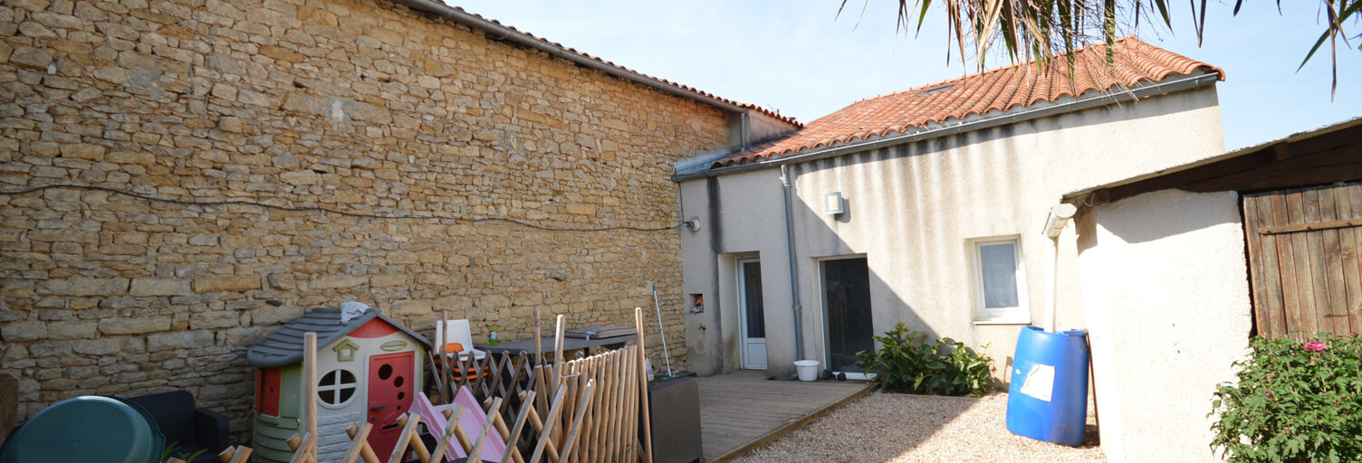 Maison 5 Pièces 90 m² à vendre à Chantonnay (85110)
