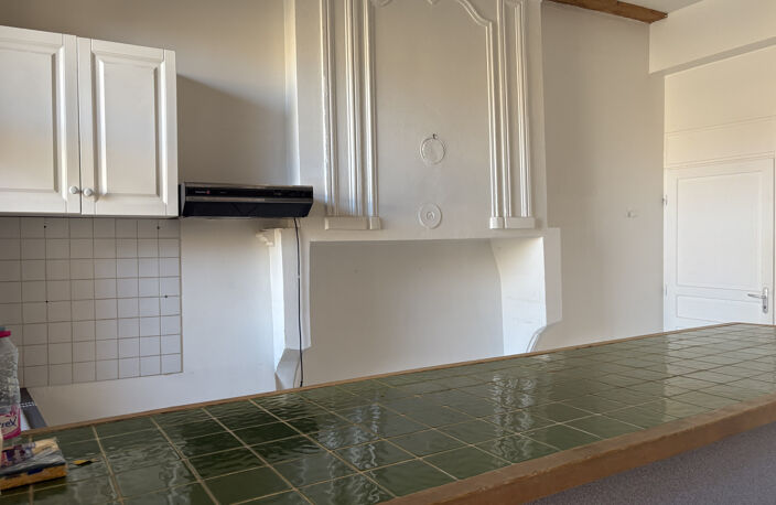 Appartement f4 dans immeuble 18 ème — photo 4