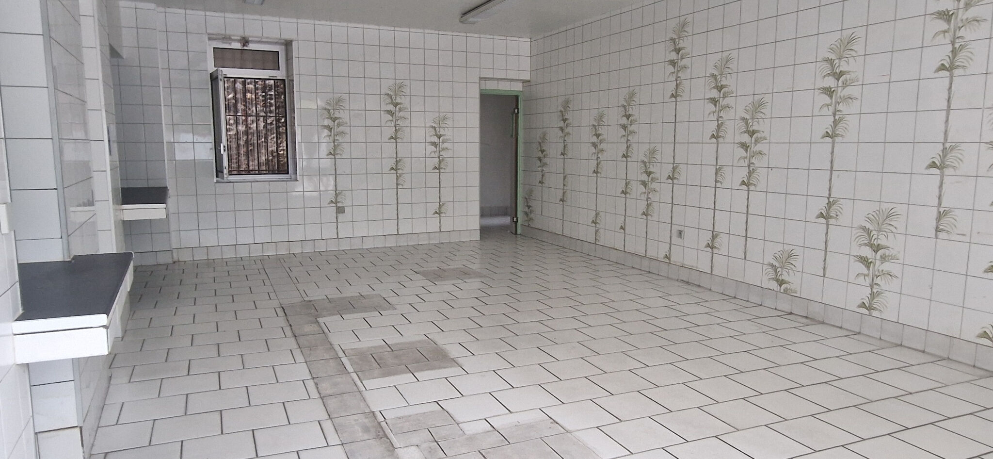 Local commercial  à louer Ille-sur-Têt 66130