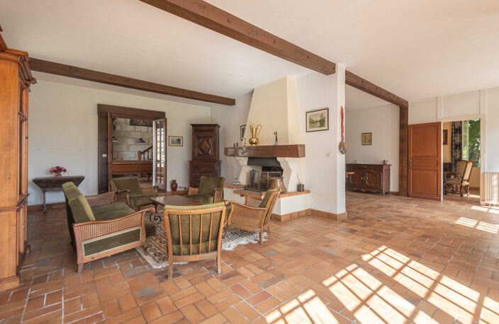 MAISON EN PIERRE - PROCHE BORDEAUX - 10 080 M2 — photo 4