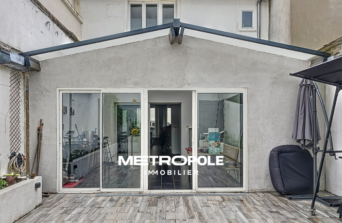 IMMEUBLE 184m2 - 3 appartements - CENTRE TARARE — photo 2