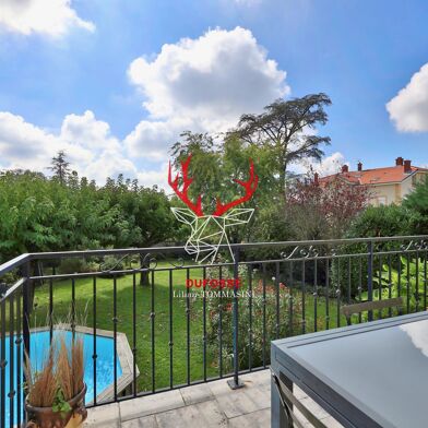 Maison 8 pièces 790000 €